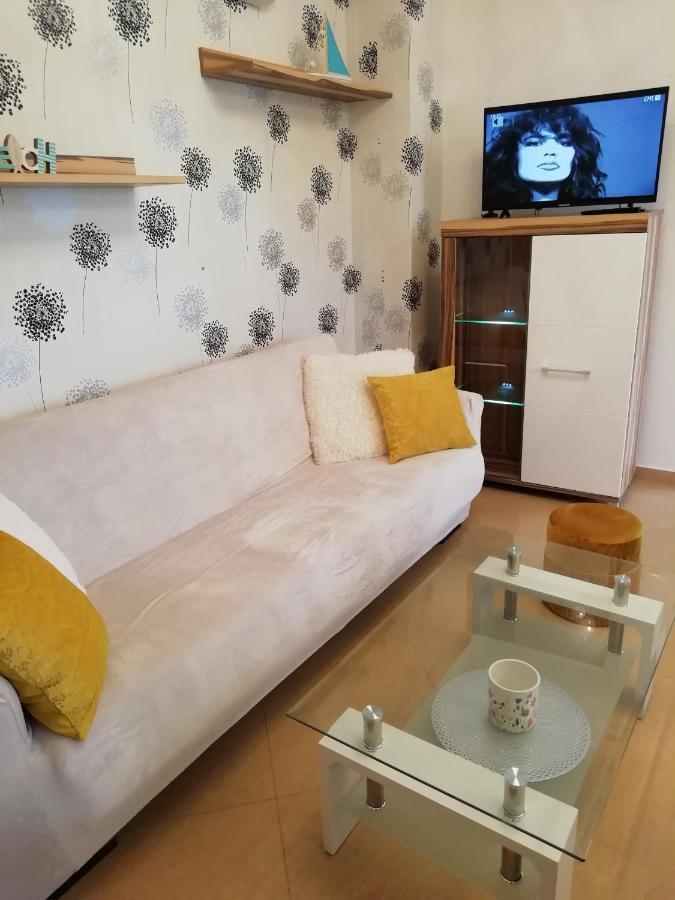 Apartment Fancy Malinska Buitenkant foto